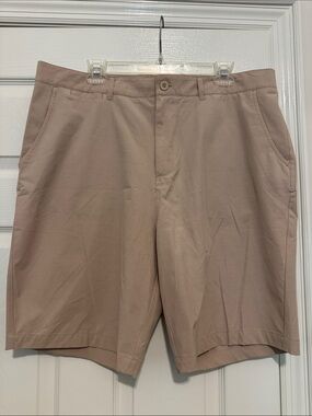 NWOT Johnnie-o gold shorts